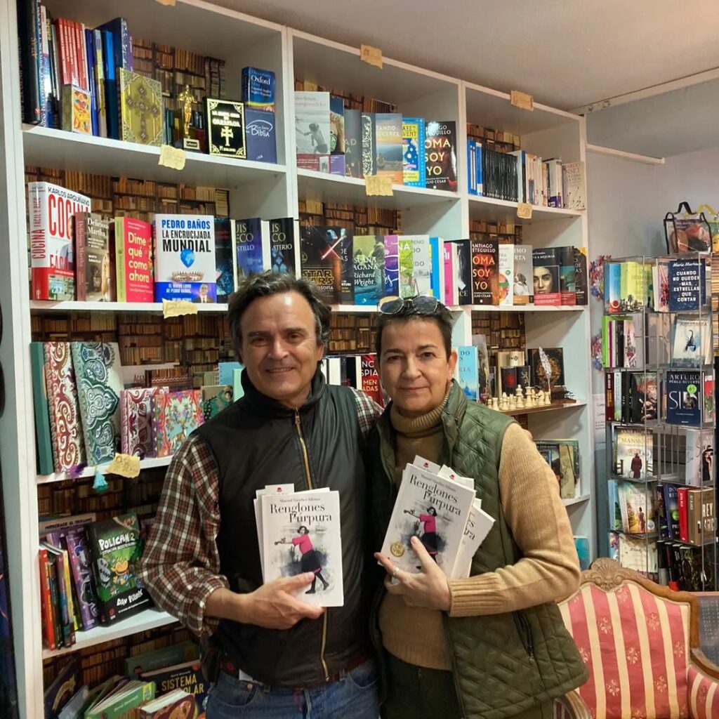 Librería ASPA en Pinos Puente Granada